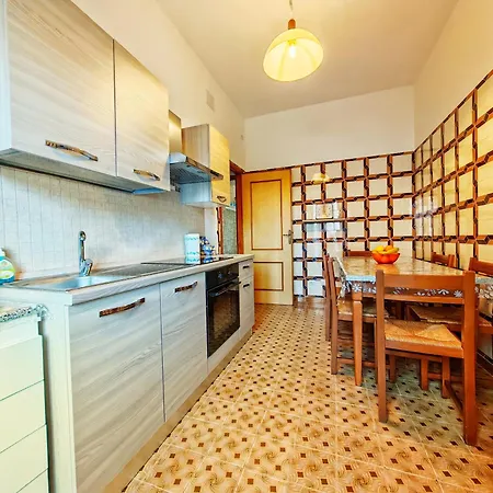 Dino Domus דירה *