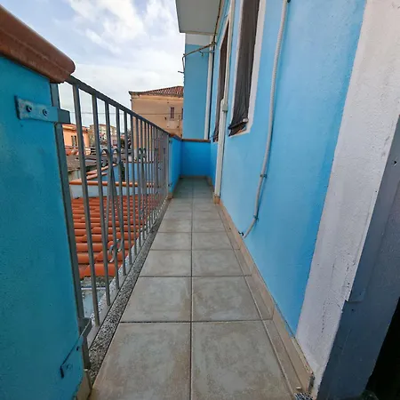 Dino Domus * איגלסיאס